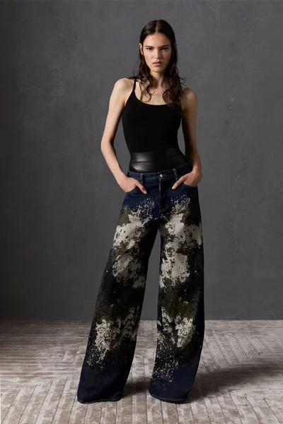 Look 18